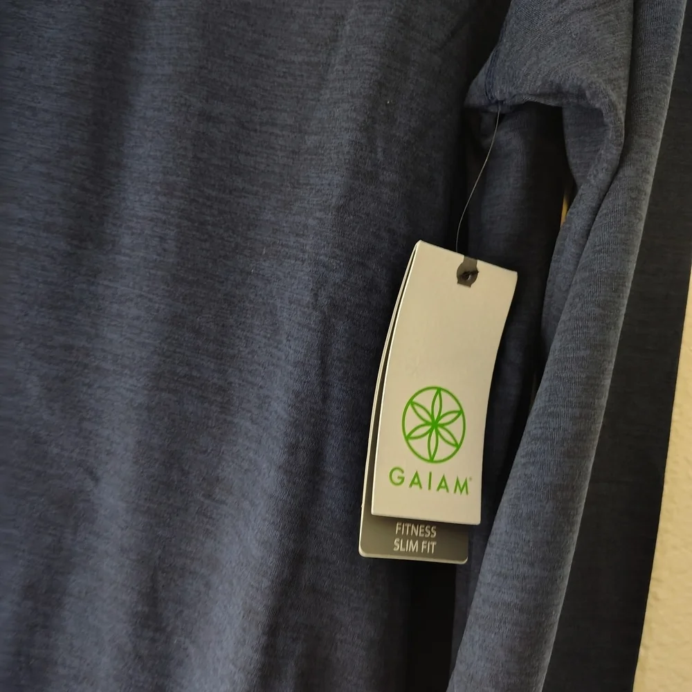 Gaiam Half Zip Pullover Active Top Blue | Long Sleeve Slim Fit | Size L